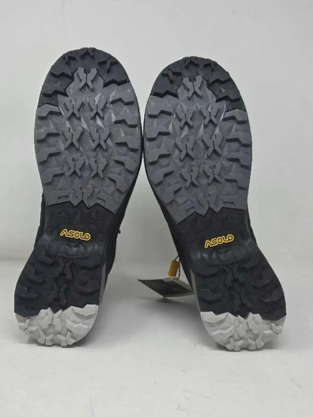 NWOB 10 Asolo Tahoe Winter GTX Gore-Tex hiking boots in black